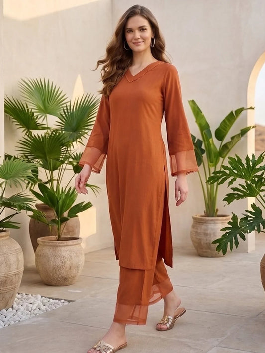 Women Rust Straight Kurta Paired With Tonal Trouser