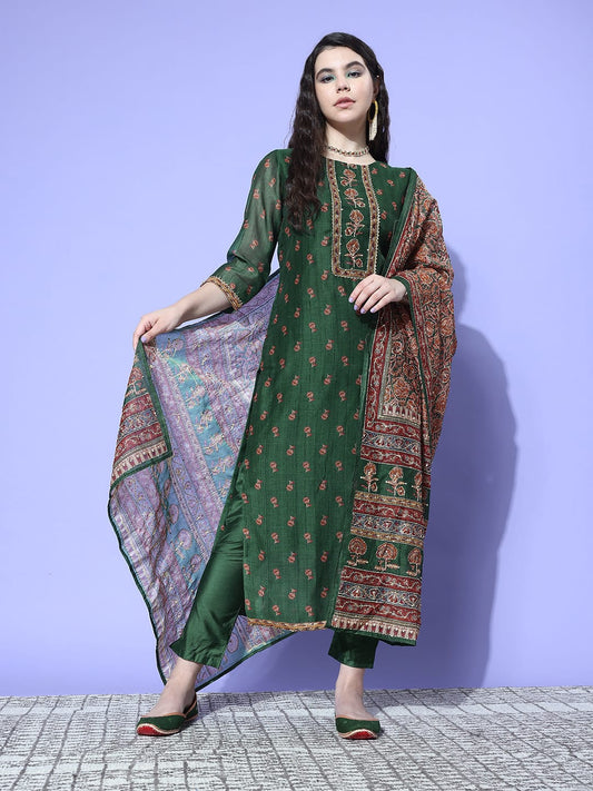 Women Green Floral Printed Kurta Paired With Tonal Bottom And Thread Embroidered Dupatta
